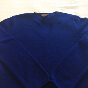 Women’s sweater